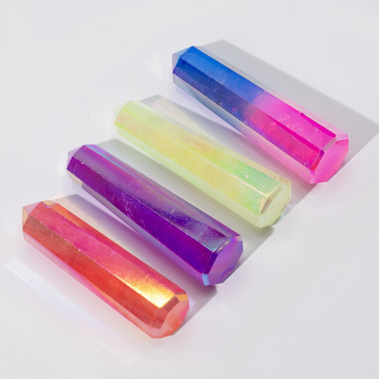 Edelstenen Obelisk – Aurora Kristalkwarts – Paars – ca. 9cm