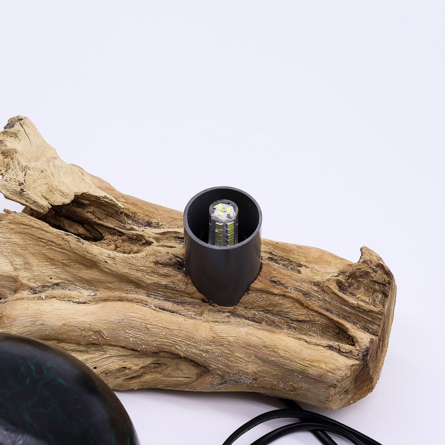 DriftGlow Lamp – Smaragdgroen Craquelé Kap | Drijfhout Basis