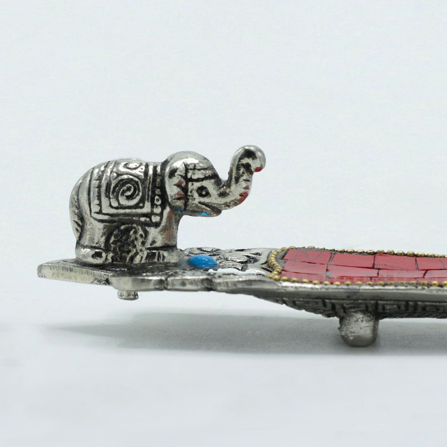 Olifant Lange Tibetaanse Wierookhouder – Kracht & Bescherming