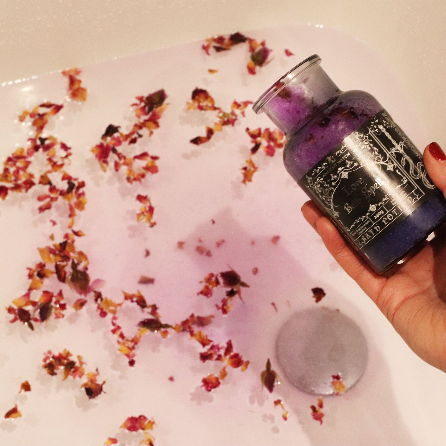 Ancient Witch Bath Spell Potion – Love | Liefde & Harmonie met Rozenkwarts Amulet