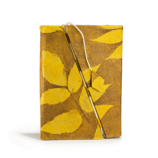 Lokta Bold Floral Bamboo Lock Notitieboek Medium (15x12cm) – 45 pagina's – Mosterdbruin