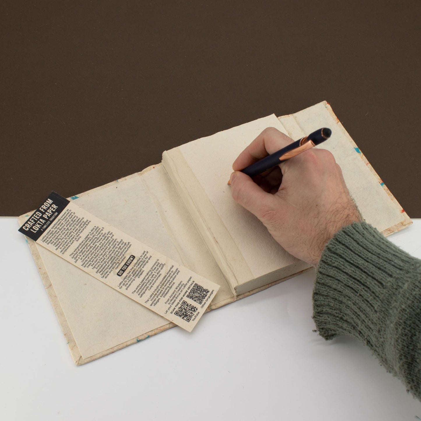 Lokta Mini Mixed Colour Cotton Notitieboek (12x8cm) – 40 pagina’s